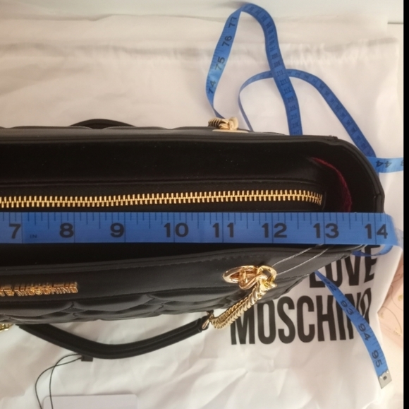 *SOLD* Love Moschino Quilted Hearts Shopper Tote XL Vegan Leather, black - Picture 11 of 12